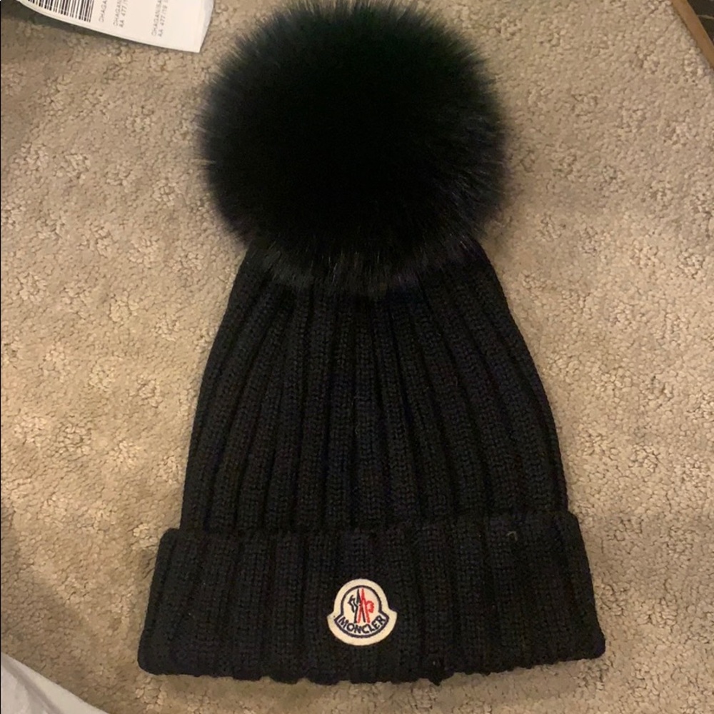 moncler beanie